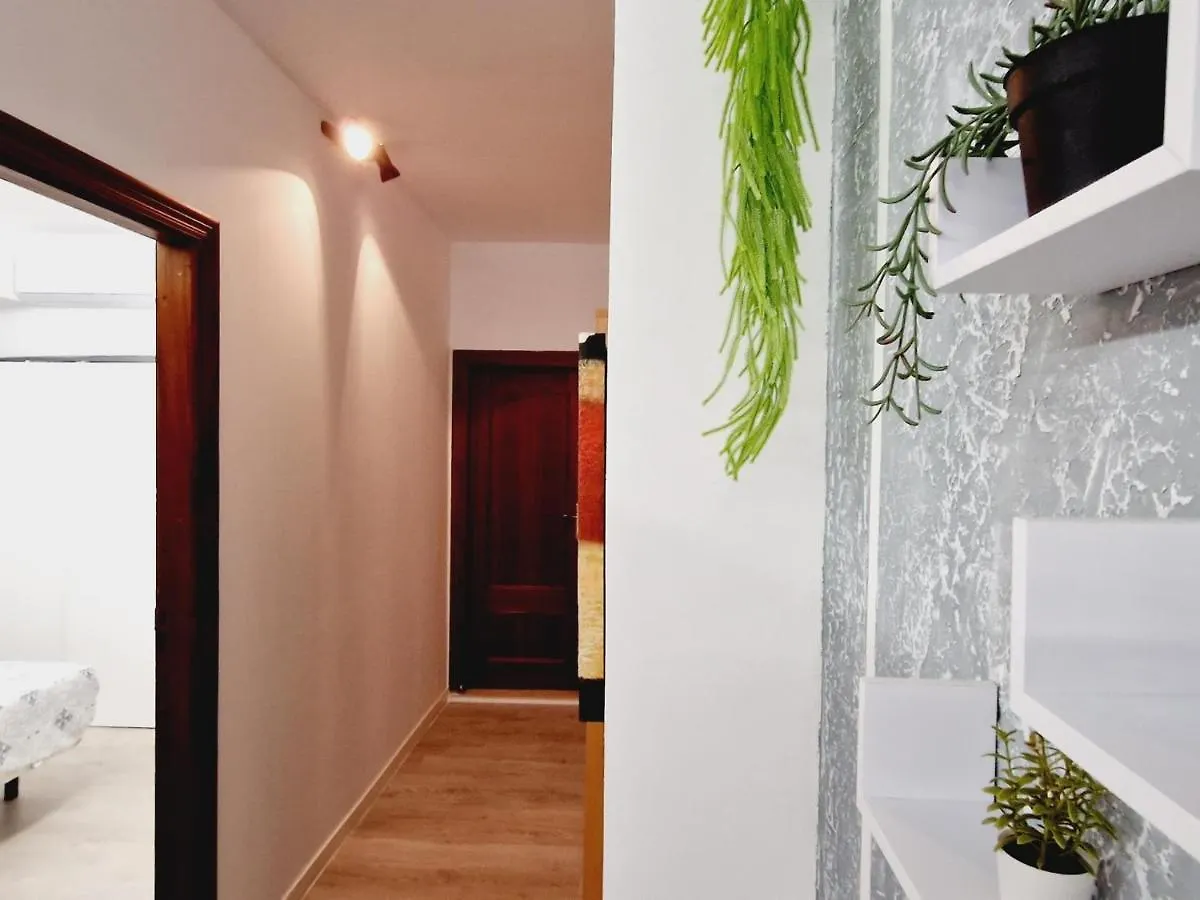 Nicole, 2 Bedrooms Apartment In Playa De Las Americas 0*, Playa de las Americas (Tenerife) Spain